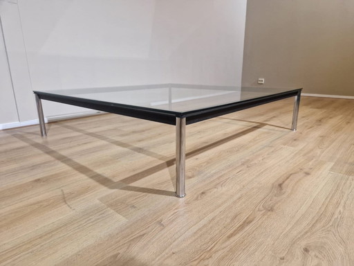 Cassina Lc-10P Table basse - Design Le Corbusier Cadre noir Verre