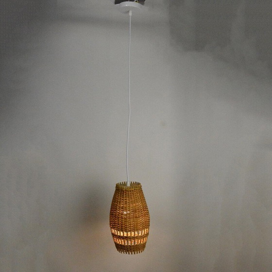 Image 1 of Lampe suspendue vintage en osier et plastique, Danemark années 1960