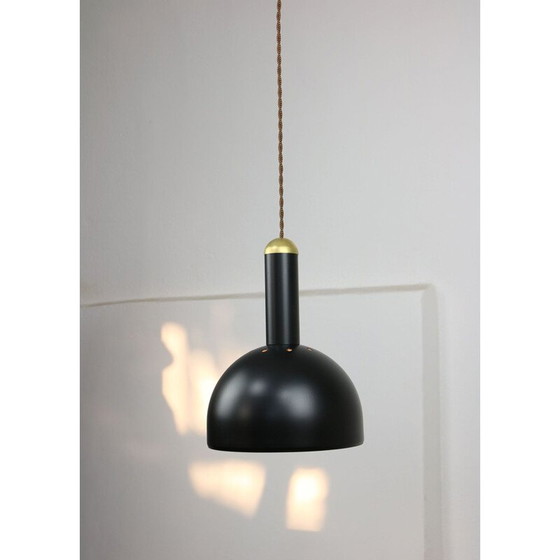 Image 1 of Lampe suspendue vintage en laiton et noir