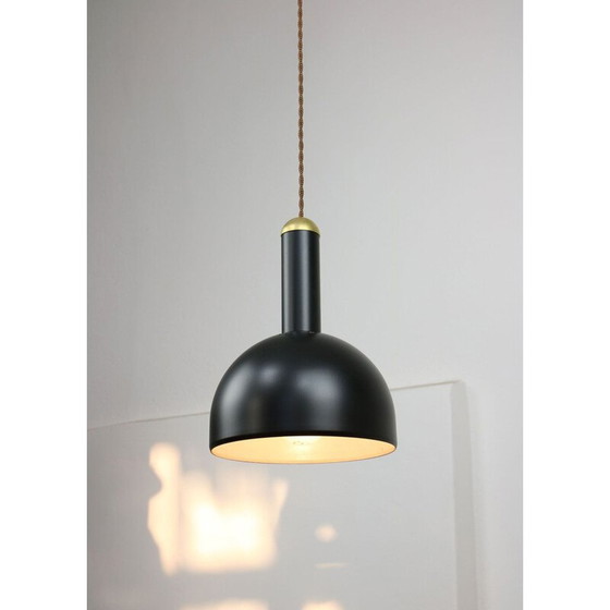 Image 1 of Lampe suspendue vintage en laiton et noir
