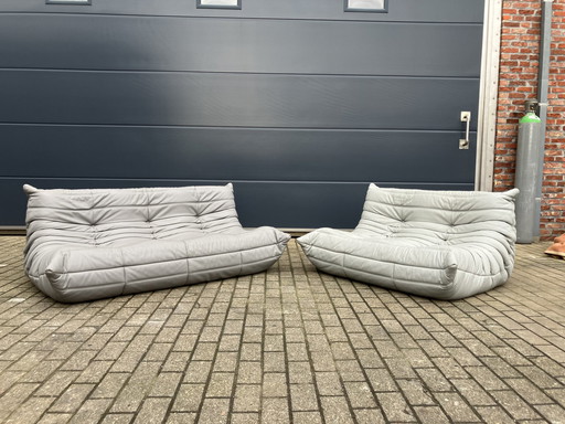 Ligne Roset Togo 2 et 3 places en cuir gris