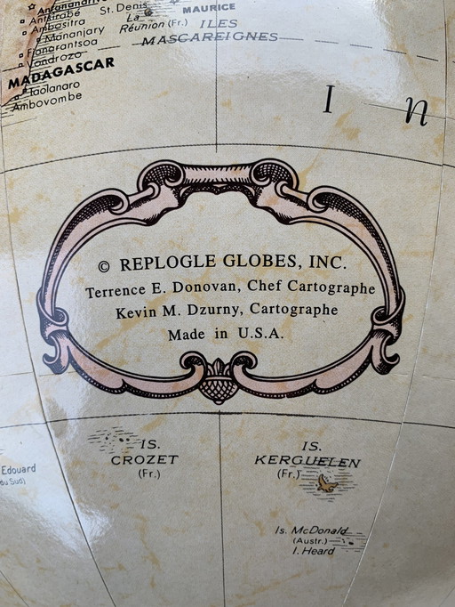 Replogle Globe On Foot