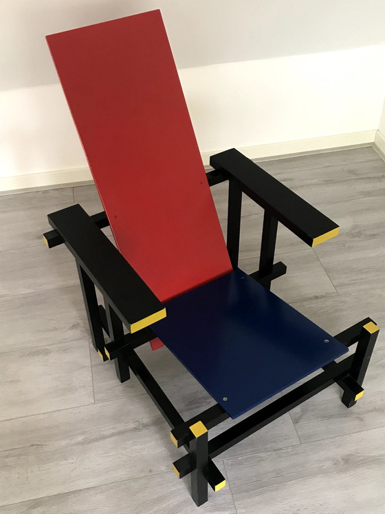 Image 1 of Chaise rouge et bleue