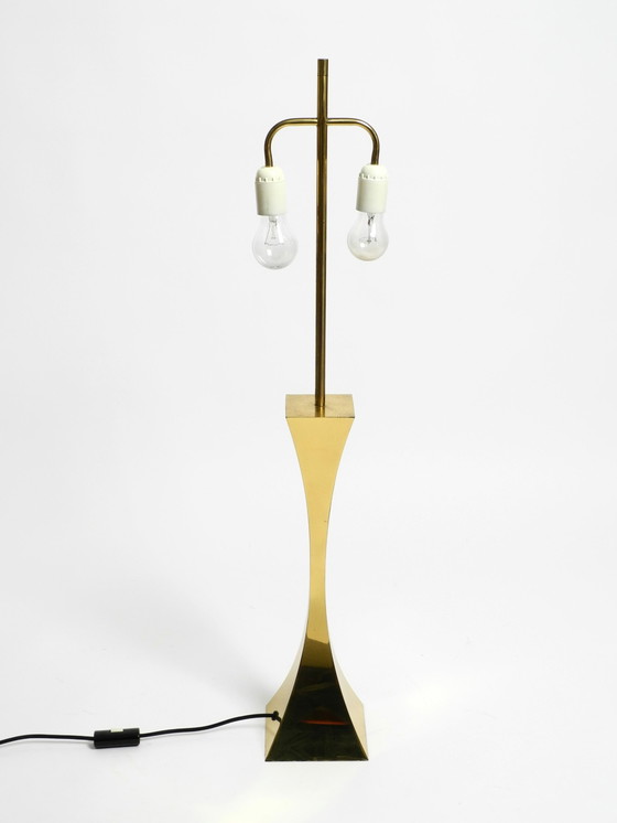 Image 1 of Très rare grande lampe de table en laiton des années 70 par Tonello et Montagna Grillo pour High Society Italy