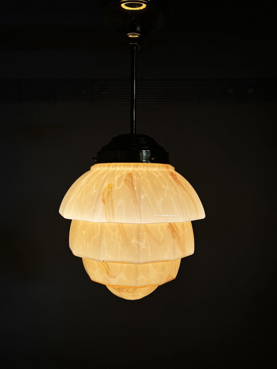 Image 1 of Lampe pendante marbrée de style Art Decor