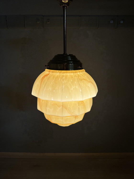 Image 1 of Lampe pendante marbrée de style Art Decor
