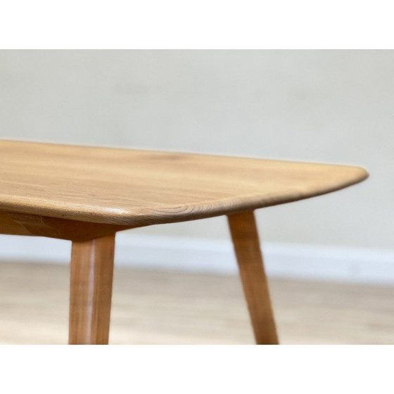 Image 1 of Table de salle à manger vintage en orme léger par Lucian Ercolani, Angleterre 1960