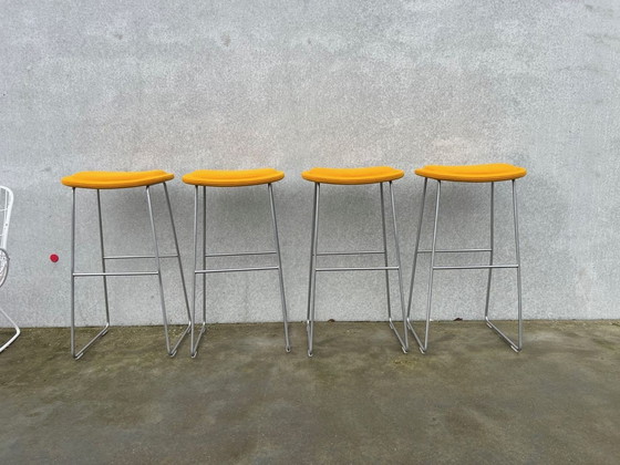 Image 1 of 4x Cappellini Tabouret Hi Pad Jaune