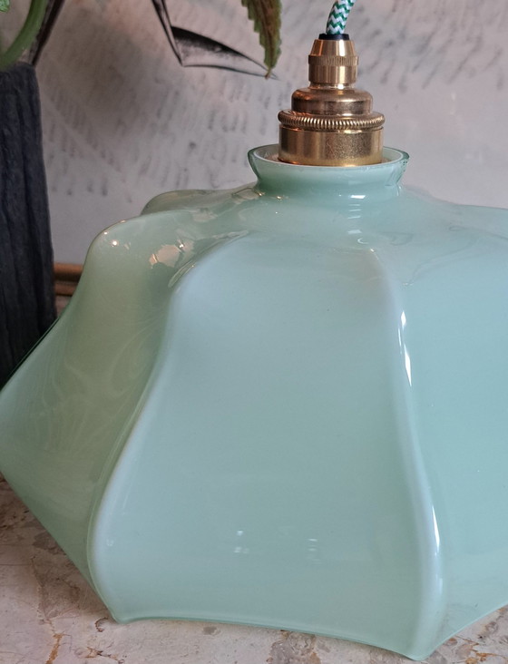 Image 1 of Lampe pendante vintage en verre vert