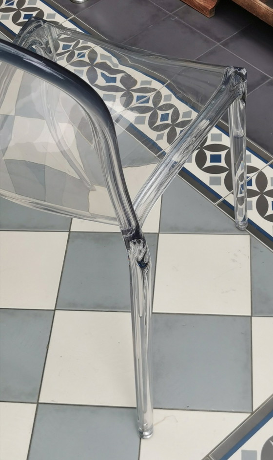 Image 1 of Quatre pièces Victoria Ghost Chair