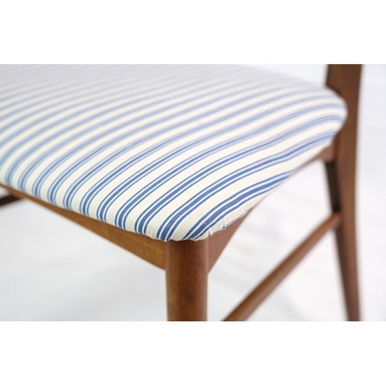 Image 1 of Ensemble de 4 chaises vintage modèle Lis par Niels Koefoed, 1960