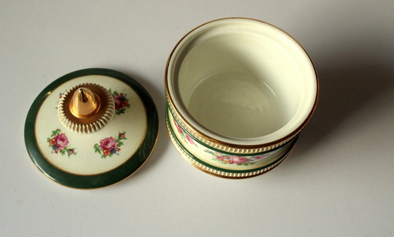 Image 1 of Bonbonnière Pk Königzelt Des années 1940 - Porcelaine