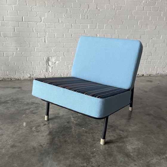 Image 1 of Fauteuil Dux avec Paul Smith Maharam Stripe