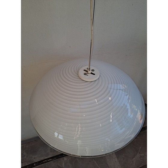 Image 1 of Lampe suspendue vintage en verre blanc de Murano, 1960