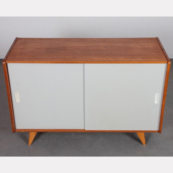 Image 1 of Commode vintage modèle U-452 en chêne par Jiri Jiroutek pour Interier Praha, Tchécoslovaquie 1960
