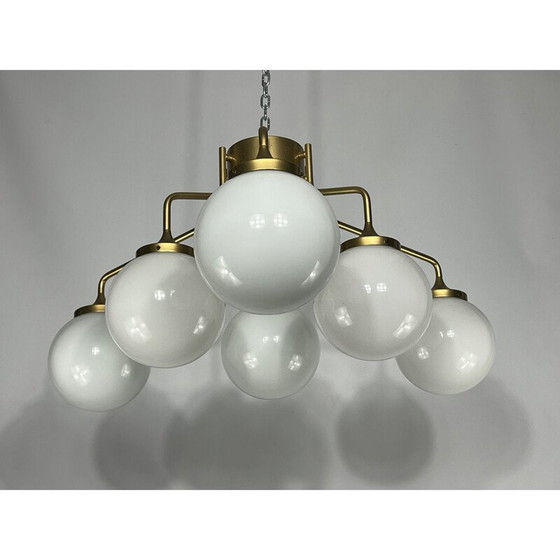 Image 1 of Lampe suspendue en laiton et verre au lait du milieu du siècle par Reggiani, Italie, années 1970