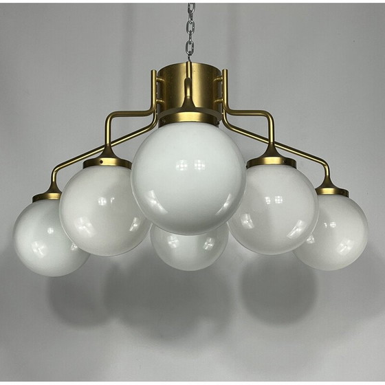 Image 1 of Lampe suspendue en laiton et verre au lait du milieu du siècle par Reggiani, Italie, années 1970