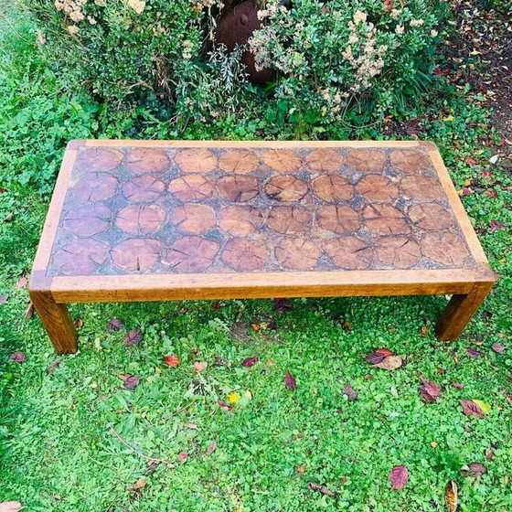 Image 1 of Table basse vintage en bois et rondins