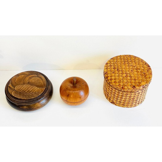 Image 1 of Ensemble de 3 boîtes vintage en bois et paille, 1930