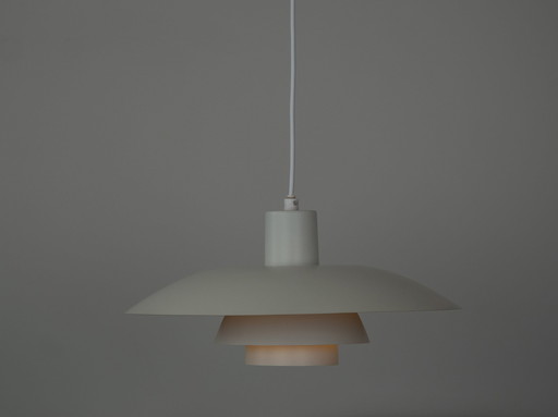 Lampe pendante danoise Ph 4/3 par Poul Henningsen, Louis Poulsen, 1966