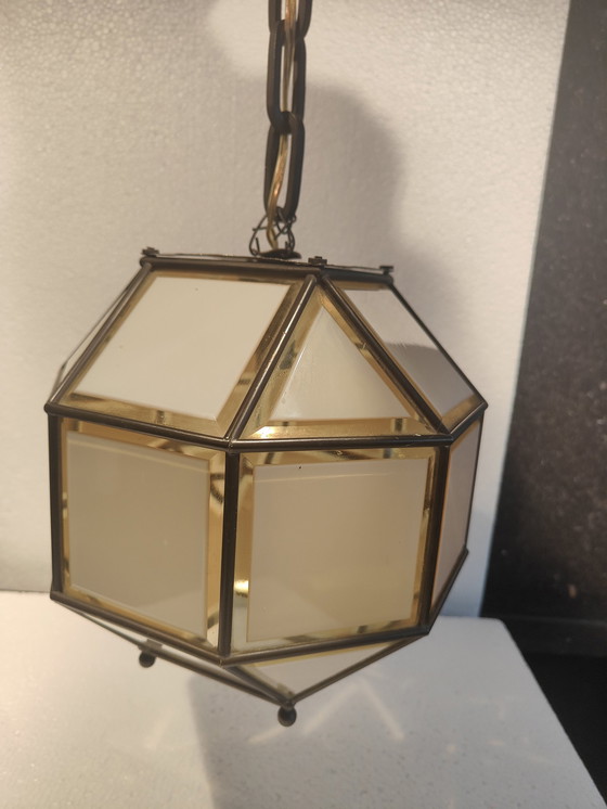 Image 1 of Lampe suspendue italienne en laiton et verre taillé, années 1960