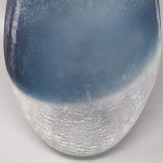 Image 1 of Vase bleu étonnant des années 1970 d'Arte Vetro en verre dépoli. Fabriqué en Italie