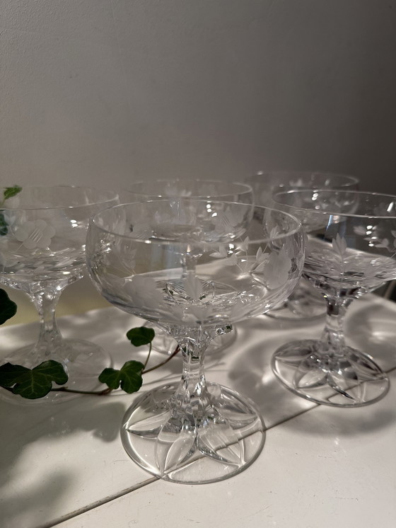 Image 1 of 5 verres coupés en cristal 60s