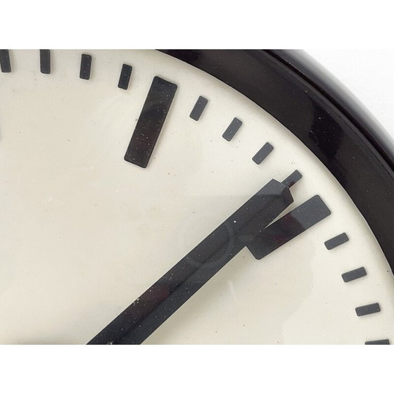 Image 1 of Horloge murale vintage en bakélite pour Pragotron, Tchécoslovaquie 1960