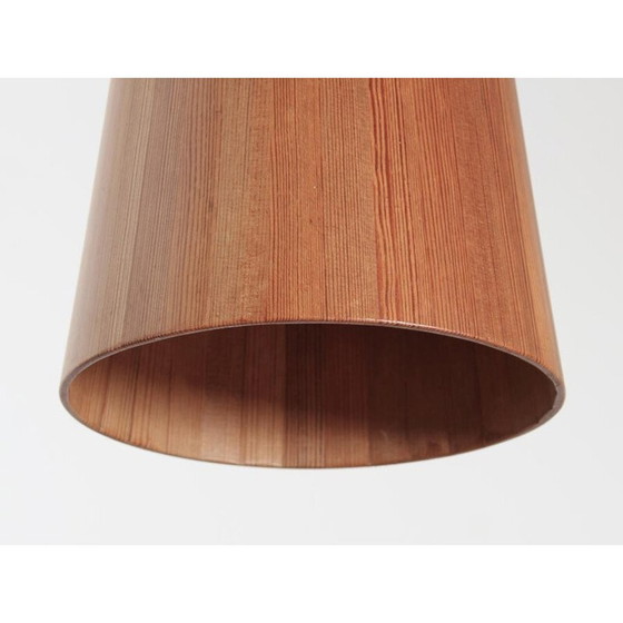 Image 1 of Paire de lampes suspendues scandinaves vintage en pin d'Oregon par Jøgen Wolf pour Torben Ørskov, 1950