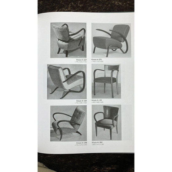 Image 1 of Paire de fauteuils vintage H-237 en bois et tissu Boucle par Jindrich Halabala, Tchécoslovaquie 1930