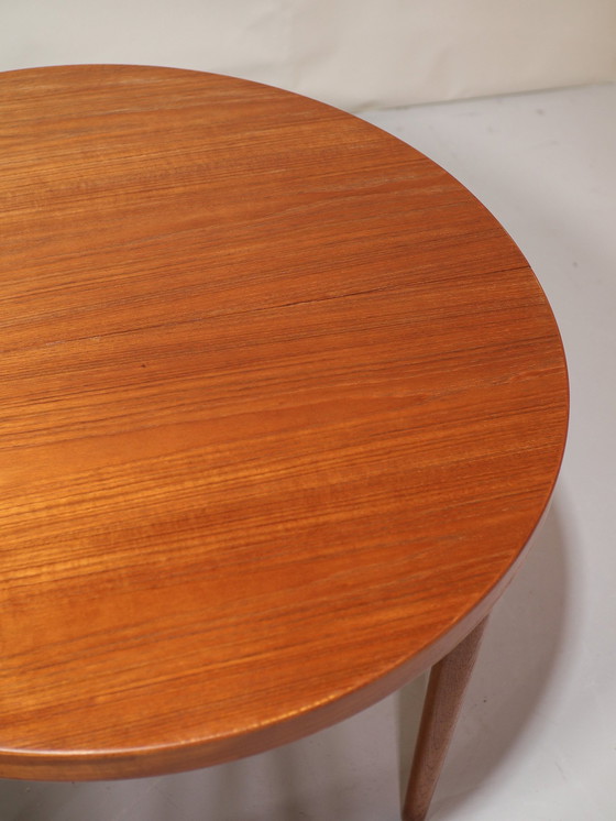 Image 1 of Table à manger ronde extensible danoise dans le style de Kai Kristiansen