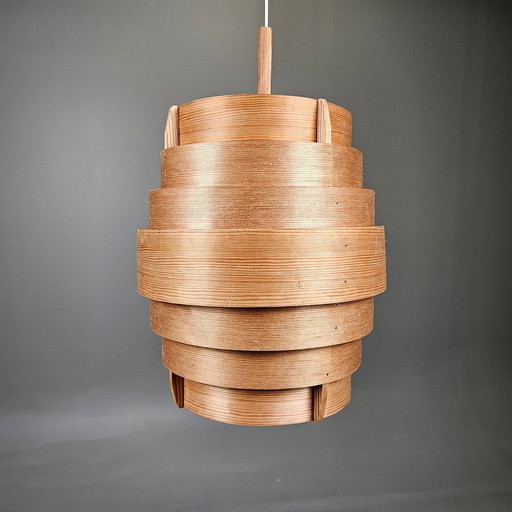 T388 Lampe pendante en bois conçue par Hans-Agne Jakobsson