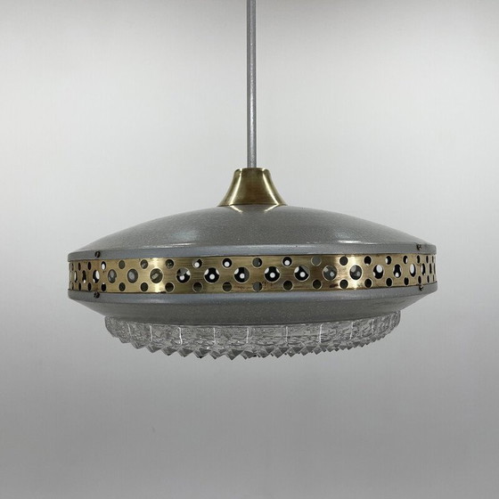 Image 1 of Lampe suspendue vintage en métal et laiton de l'ère spatiale par L'Udib Bratislava, Tchécoslovaquie 1960