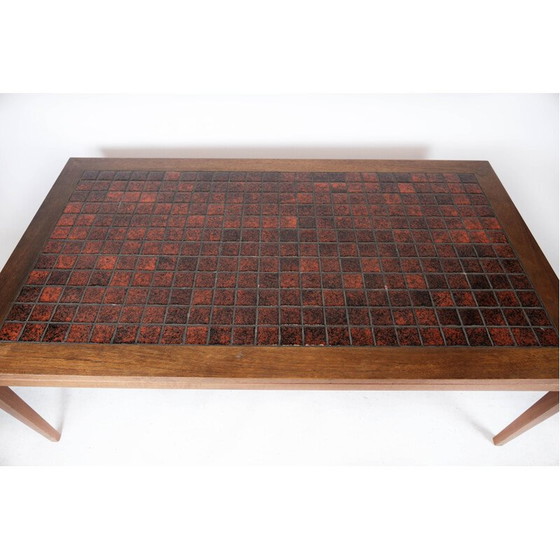 Image 1 of Table basse vintage en teck avec carreaux rouges, Danemark 1960