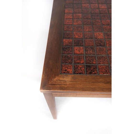 Image 1 of Table basse vintage en teck avec carreaux rouges, Danemark 1960
