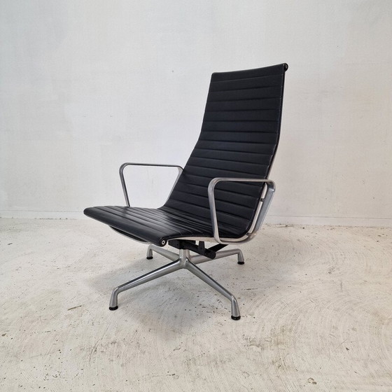 Image 1 of Fauteuil vintage avec ottoman de Charles et Ray Eames en aluminium pour Vitra, 1999