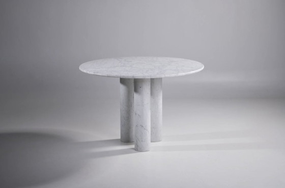 Image 1 of Table de salle à manger Cararra de style Mario Bellini "Il Colonnato