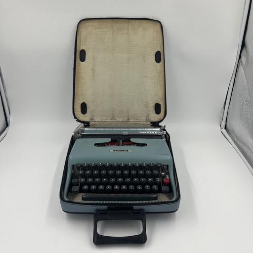 Machine à écrire Olivetti Lettera 22 Bleu