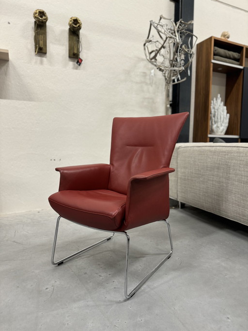 Fauteuil Jori Aida en cuir rouge