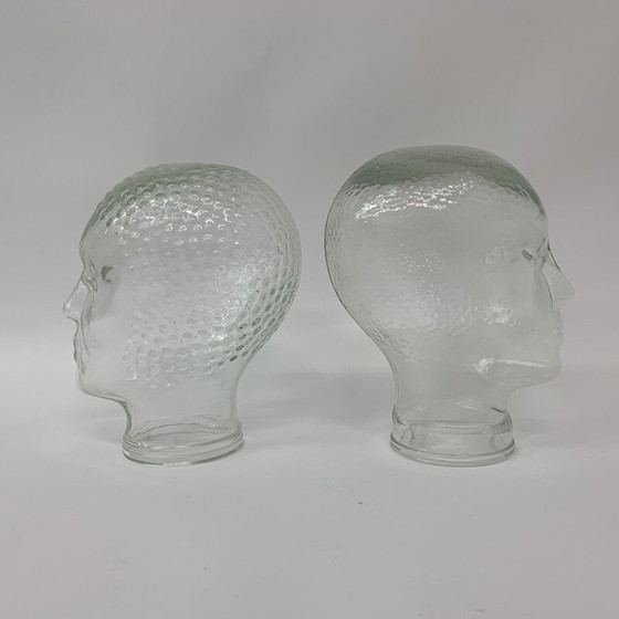Image 1 of Paire de sculptures "têtes" en verre