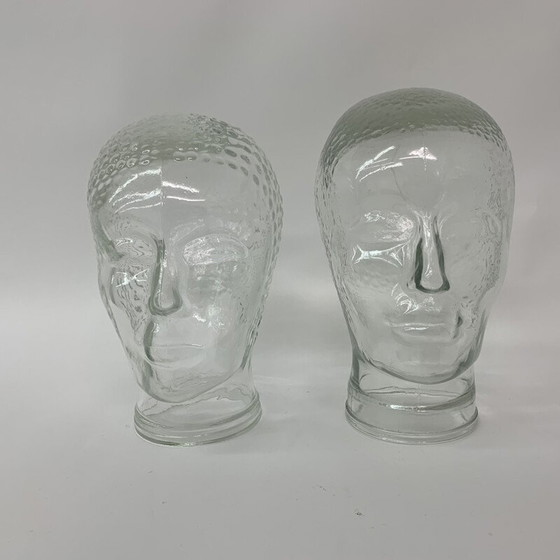 Image 1 of Paire de sculptures "têtes" en verre