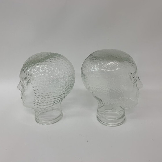 Image 1 of Paire de sculptures "têtes" en verre