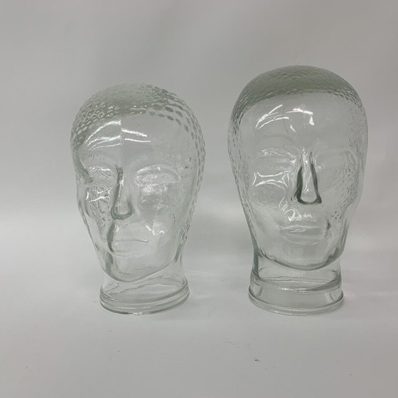 Image 1 of Paire de sculptures "têtes" en verre