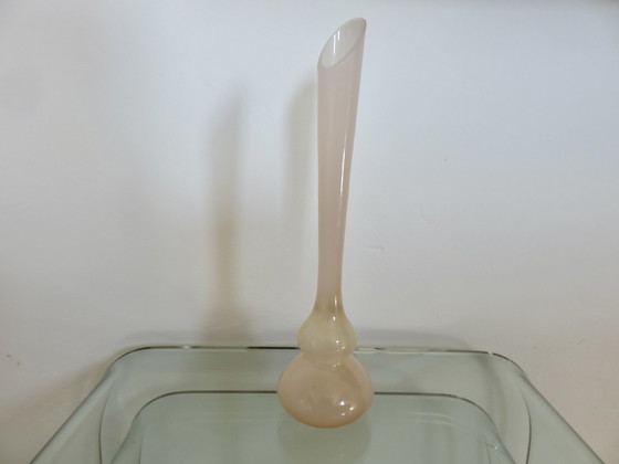 Image 1 of Vase, Soliflore En Opaline Rose Pâle, Années 60 70
