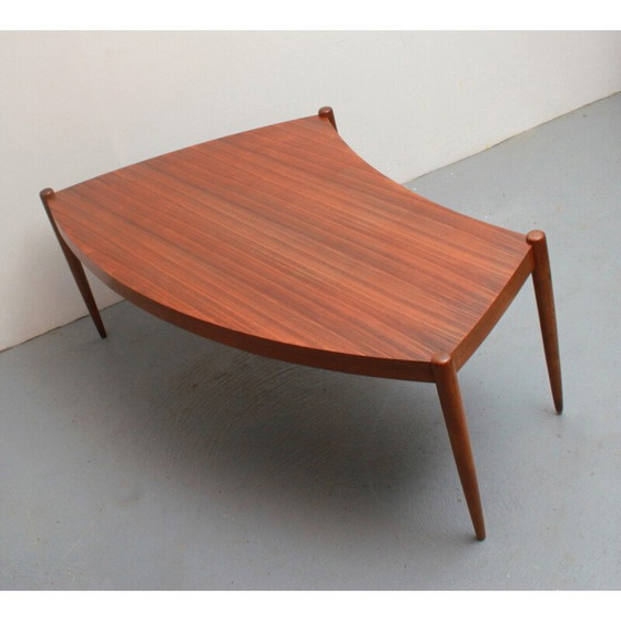 Image 1 of Table basse vintage en noyer courbé, 1960