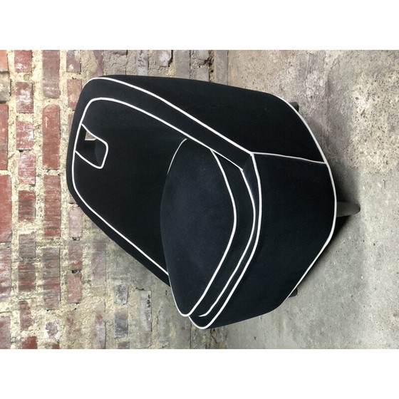 Image 1 of Fauteuil vintage en velours noir, années 1980