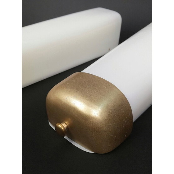 Image 1 of Paire d'appliques italiennes du milieu du siècle en verre acrylique et laiton, années 1960.