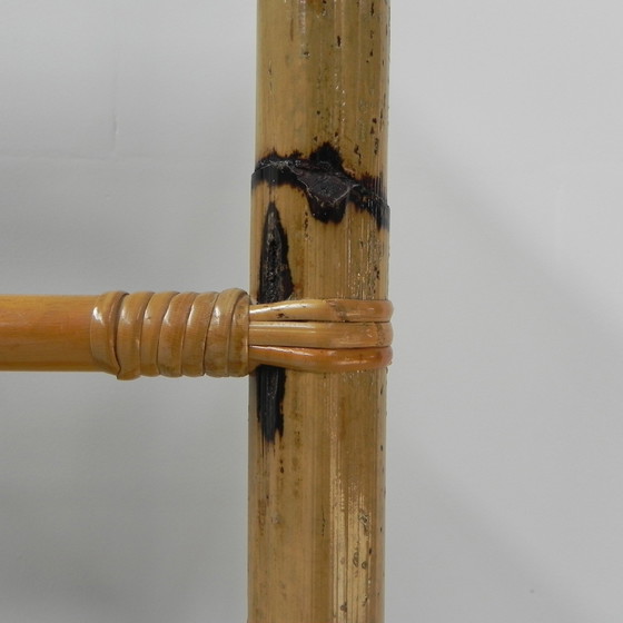 Image 1 of Vitrine en bambou avec 5 étagères en verre fumé