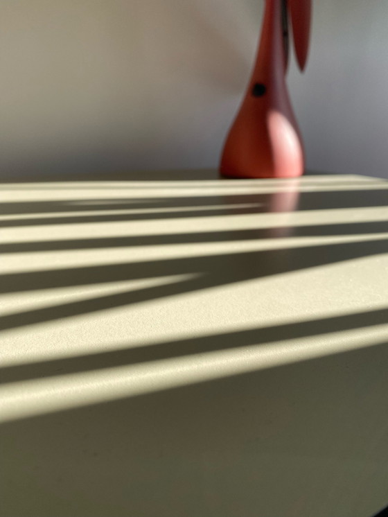 Image 1 of Table d'appoint "Contract" Charles & Ray Eames pour Herman Miller