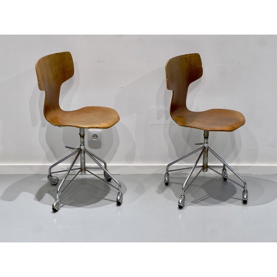 Image 1 of Paire de chaises de bureau pivotantes vintage modèle 3113 par Arne Jacobsen pour Fritz Hansen, 1960